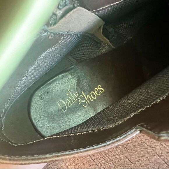 Daily Shoes brown faux Leather booties - Picture 6 of 8